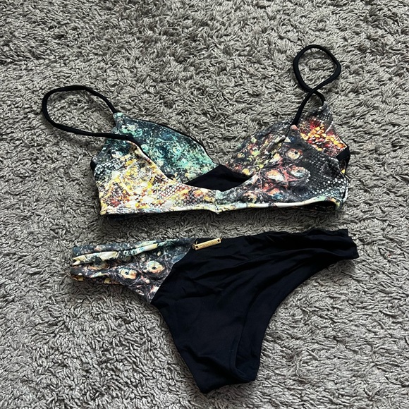 San Lorenzo Color Block Snake Bikini Set - Picture 4 of 6